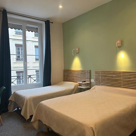 Hotel Azur Lyon Exteriör bild